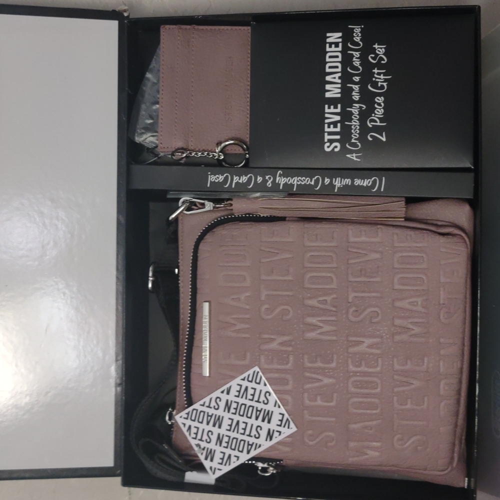 STEVE MADDEN Cross body and matching card case 2pc set